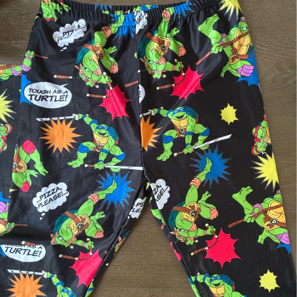Nickelodeon Women’s TMNT Ninja Turtles “spandex”/stretch Leggings
